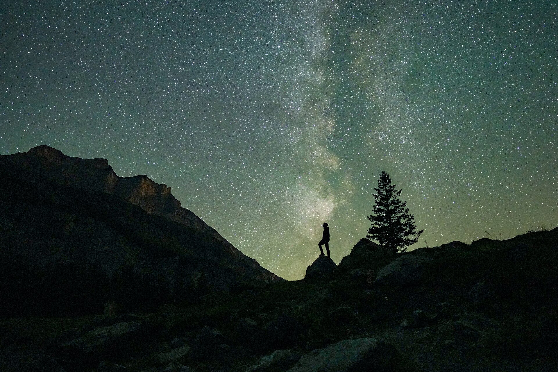 018 Human looking at the stars during Perseids with the Milky Way in the background Photo by Giles Laurent.jpg