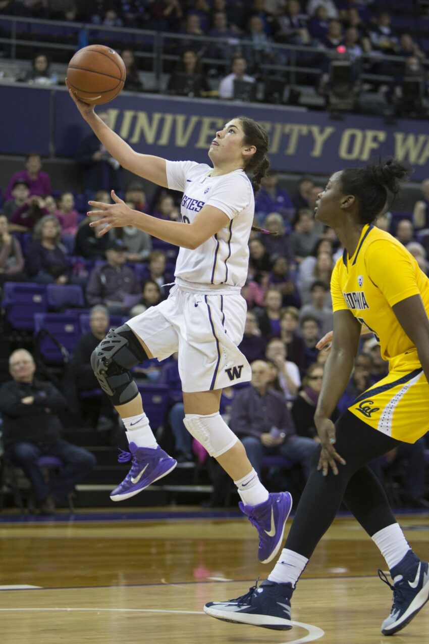 Kelsey Plum in University of Washington Huskies vs. University of California Golden Bears NCAA women's basketball Seattle, Wash. Jan. 11, 2015 Photo by Jennifer Buchanan