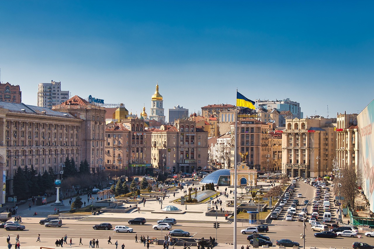 buildings, houses, ukraine, flag, kiev