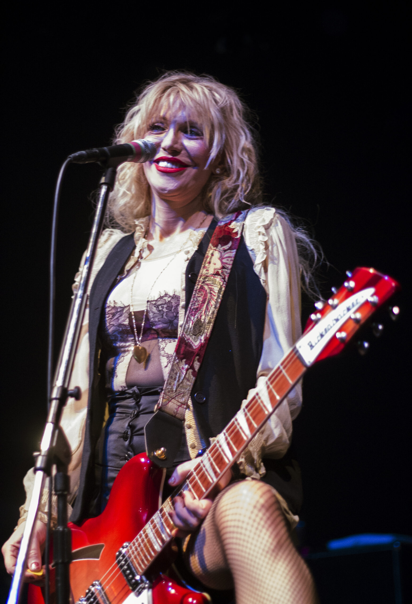 Courtney Love Reveals She Almost Died From Health Crisis in 2020