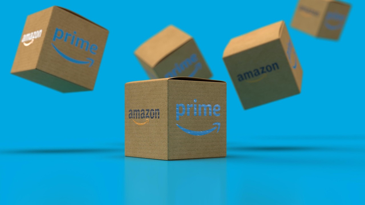 package, delivery, amazon, amazon parcel, 3d