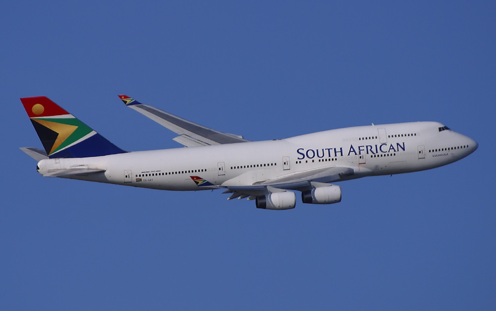 SAA Boeing 747-400 Pashnin-5.jpg