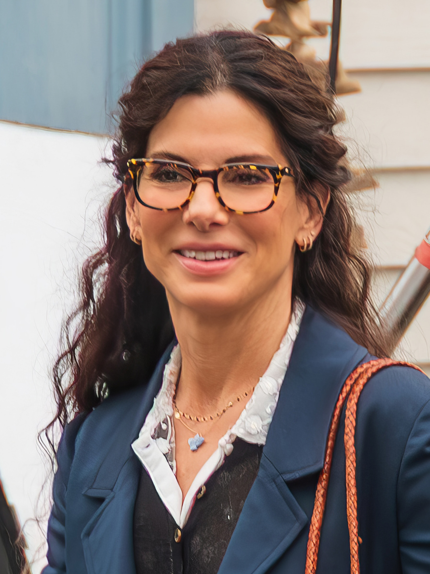 Sandra Bullock filming Practical Magic 2.jpg