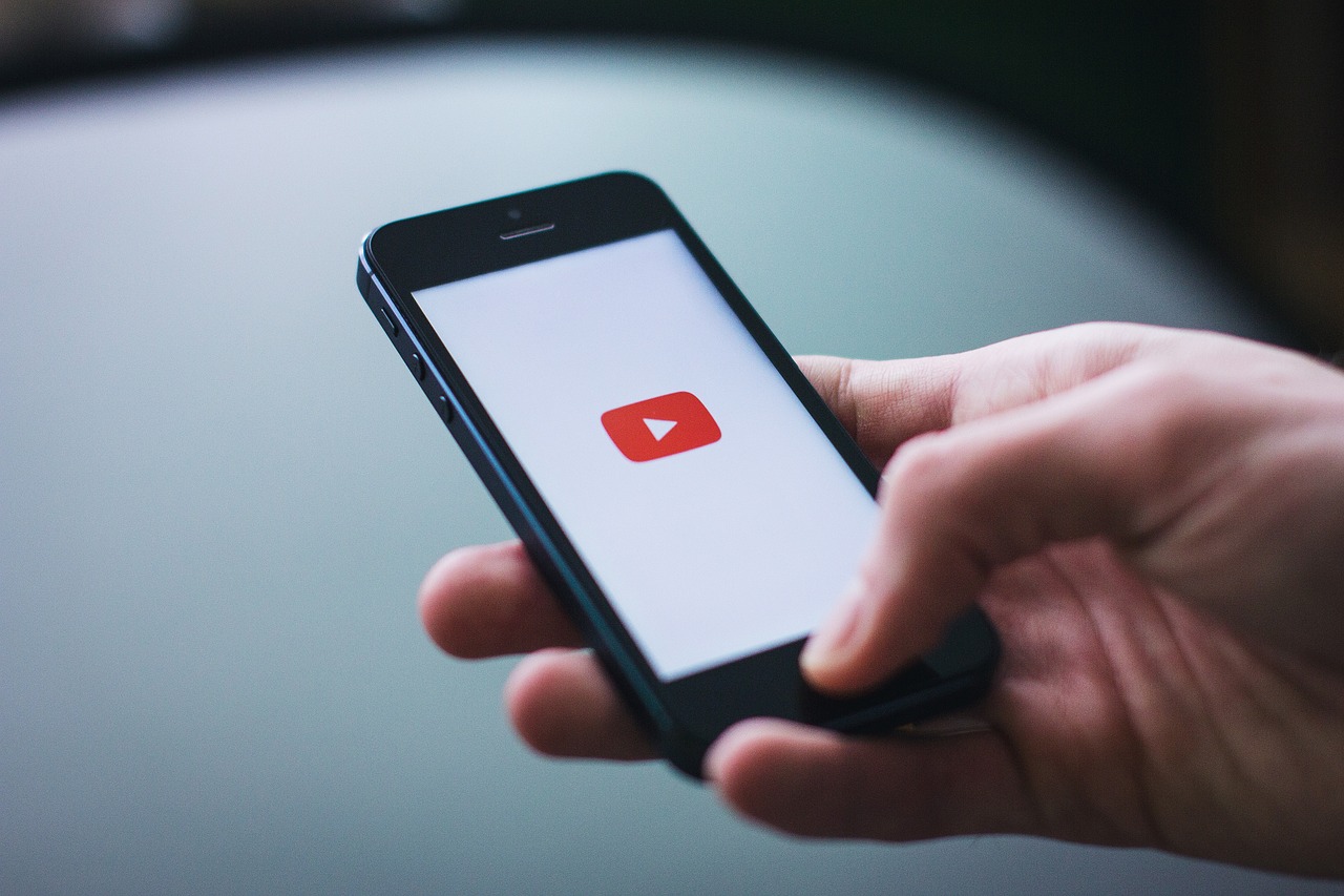 youtube, iphone, smartphone, mobile, cell phone