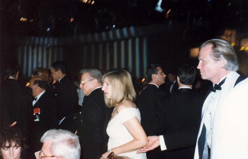 Jon Voight (who I personally dislike a lot) also seen in this picture. Photo taken at Governor's Ball after the 47th Emmy Awards 9/10/95 - Note also Jon Voight in photo - Permission granted to copy, publish or post but please credit "photo by Alan Light" if you can