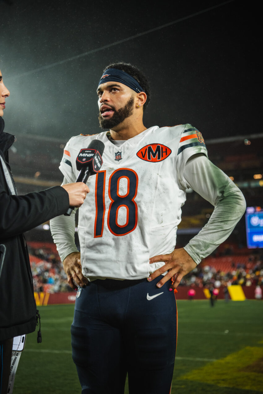 LANDOVER, MD - The Washington Commanders take on the Chicago Bears on Monday Night Football in Week 6 of the 2025 NFL Season. (Joe Glorioso / All-Pro Reels)