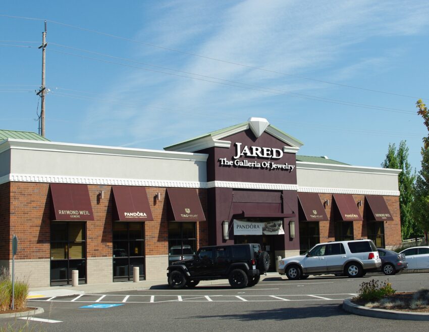 Jared Galleria The of Jewelry store in the Tanasbourne area of w:Hillsboro, Oregon.