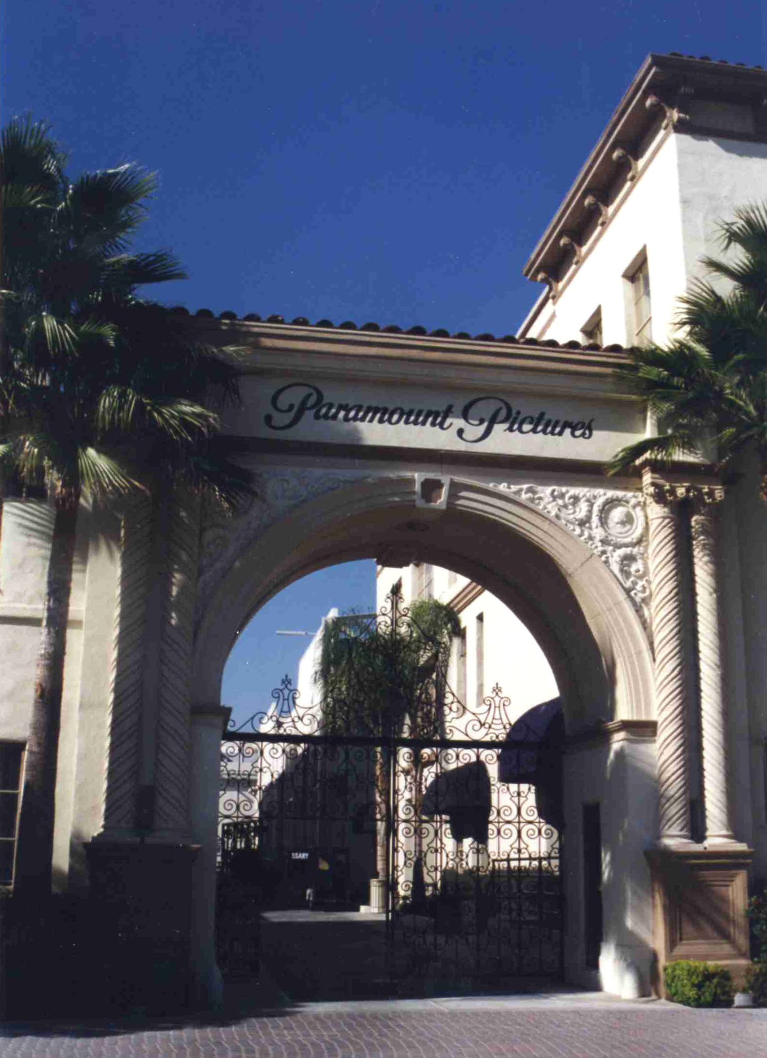 Paramount Pictures.jpg