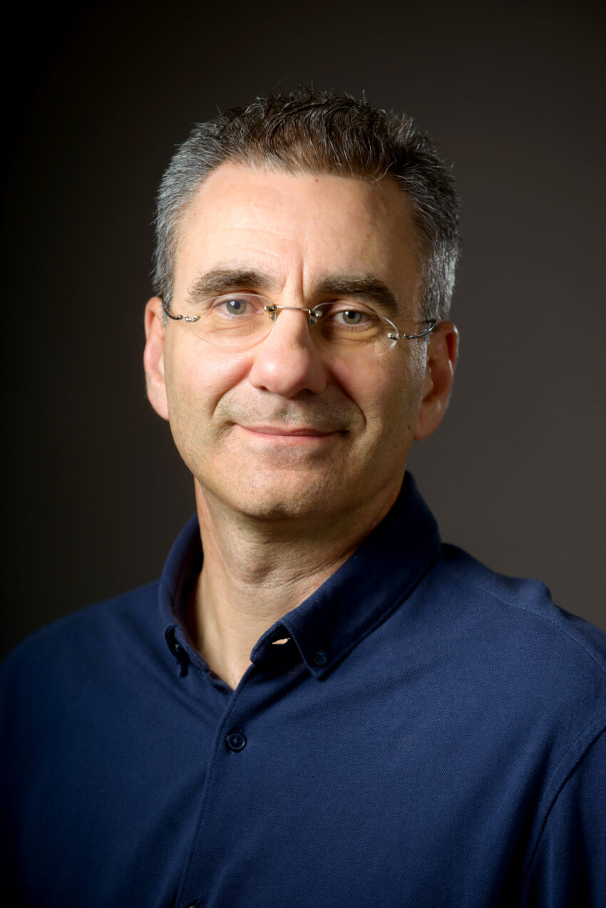 Prof. Ron Folman