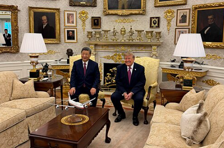 US President Donald Trump welcomes CCP General Secretary Xi Jinping to the Oval Office