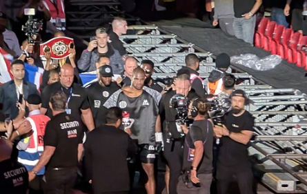 Daniel Dubois walking out in Wembley to fight Usyk