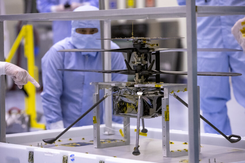 Functional testing of NASA’s Mars Helicopter and its cruise stage occurred in the airlock inside Kennedy Space Center’s Payload Hazardous Servicing Facility on March 10, 2020. The helicopter was tested on a stand while the cruise stage was tested on the rotation fixture. The helicopter will be attached to the Mars Perseverance rover during its mission, which is part of NASA's Mars Exploration Program. Perseverance will land on the Red Planet on Feb. 18, 2021. Liftoff aboard a United Launch Alliance Atlas V 541 rocket is targeted for mid-July from Cape Canaveral Air Force Station. NASA’s Launch Services Program based at Kennedy is managing the launch.