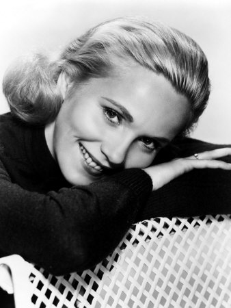 Promotional photograph of actor Eva Marie Saint (1950s)